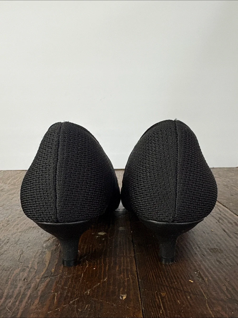 Adrienne Vittadini Skippy Black Pointed-Toe Kitten Heel Pumps Flexible Size 8